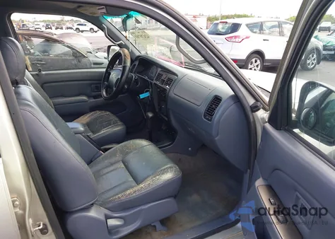 2000 Toyota 4Runner from USA, damaged, VIN JT3GM84R8Y0055970